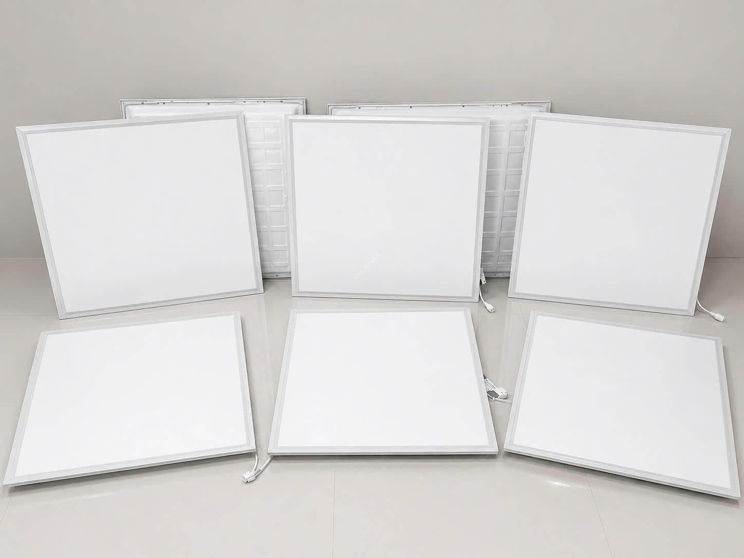 pannel_tha_tran_600x600_48w_ac220v_2