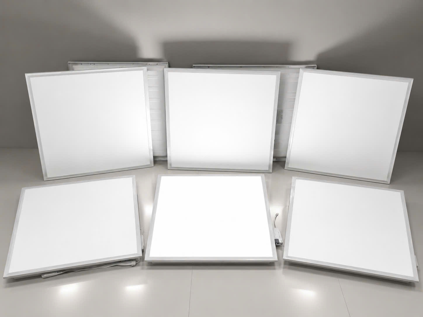 pannel_tha_tran_600x600_48w_ac220v_3