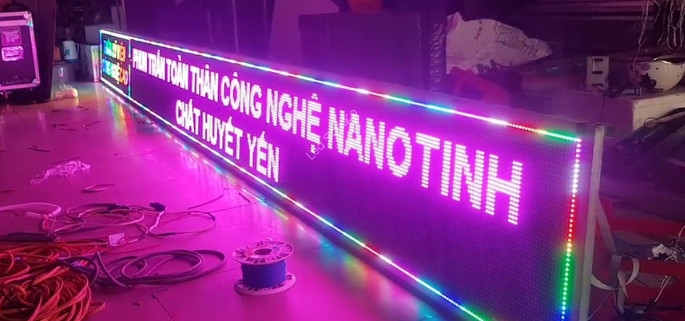 man_hinh_led_p10_chay_chu_2